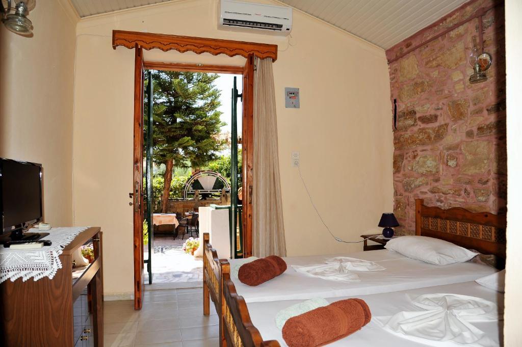 Topakas House Kampochora  Стая снимка